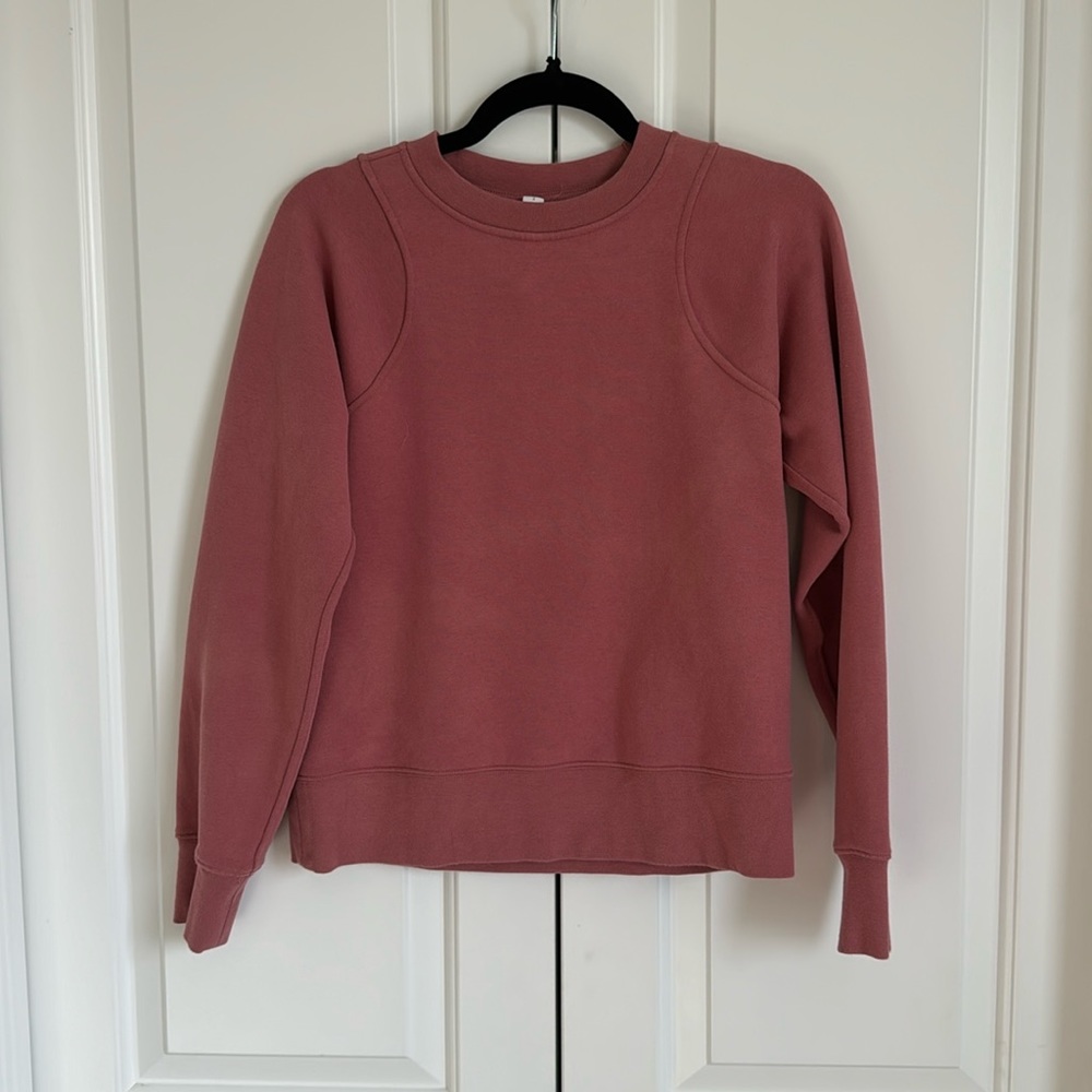 Lululemon crewneck sweatshirt